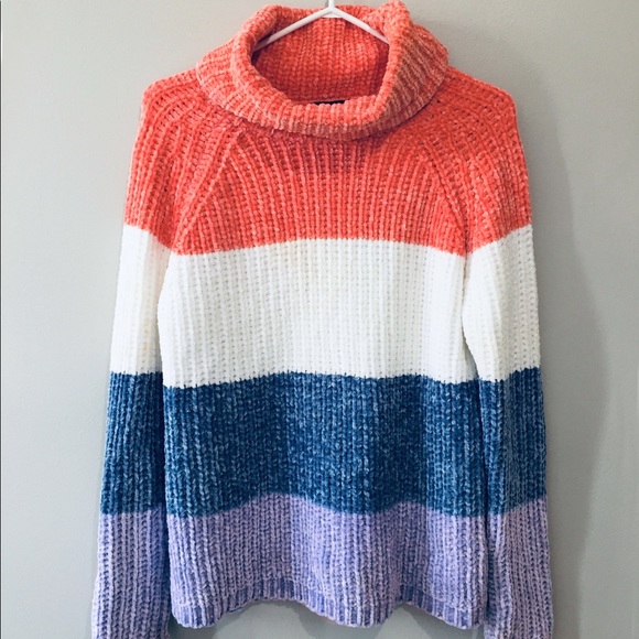 Urban Heritage Striped Sweater - Picture 3 of 4